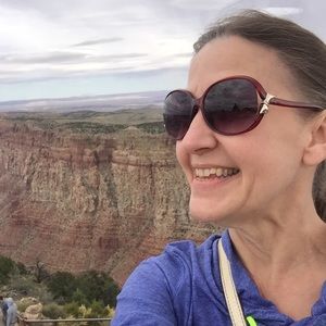 Meet your Posher, Babs